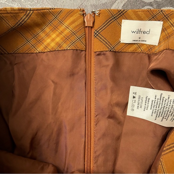 ARITZIA WILFRED DORINE MID RISE FAUX WRAP MINI SKIRT SIZE 4 IN ORANGE PLAID - Picture 10 of 12